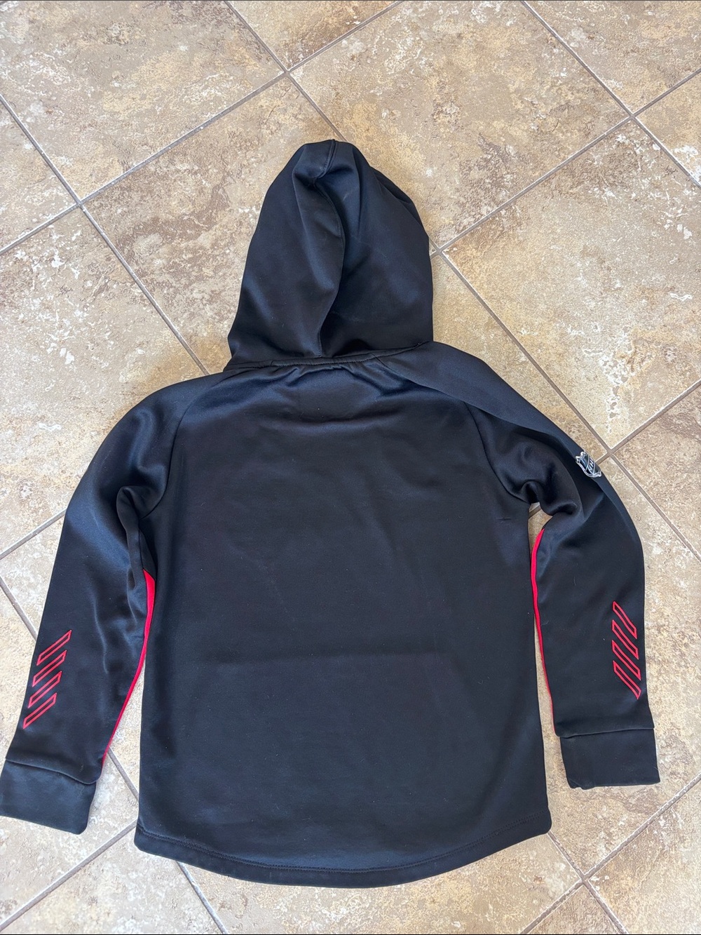 NHL Black and Red Carolina Hurricanes Hockey Hoodie Youth Fanatics size small 8 - Picture 9 of 10